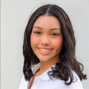 Meet your Posher, Elena